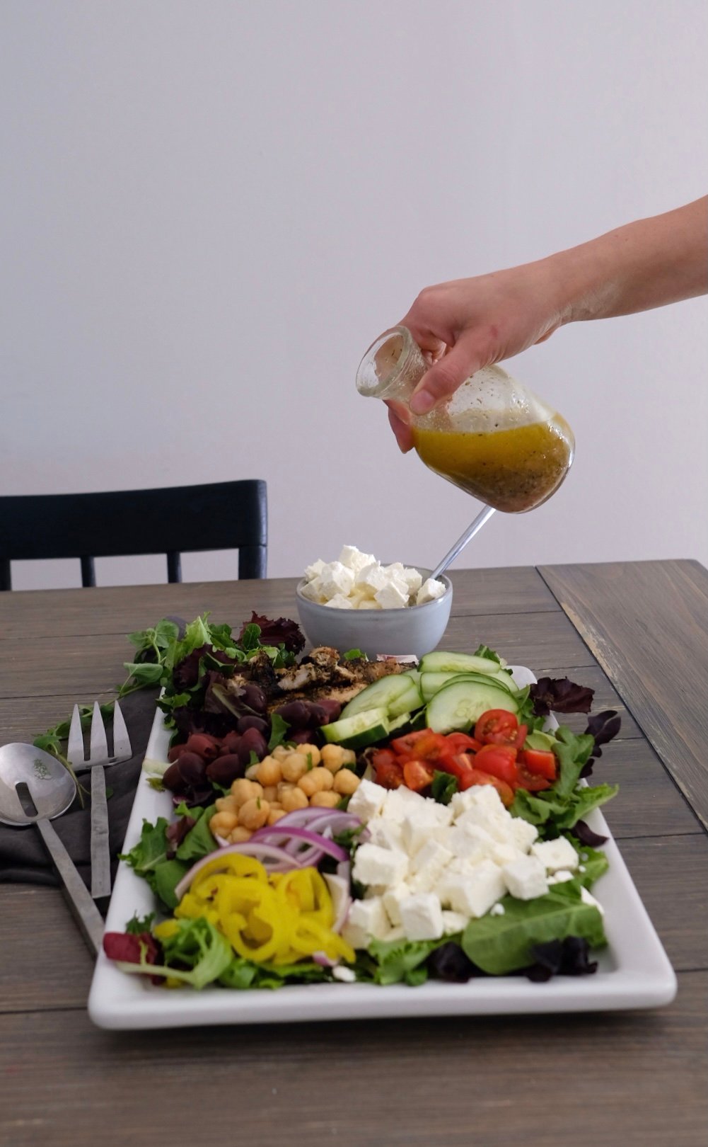 Lemon and Oregano Greek Salad Dressing